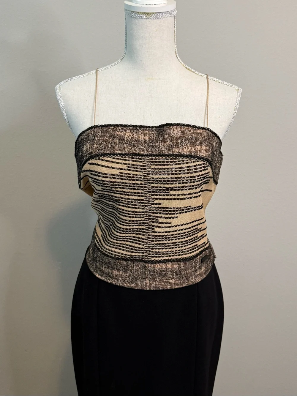 Stunning CHANEL 03P Spring 2003 Black Beige Knit Tube Top Sz 40 France
